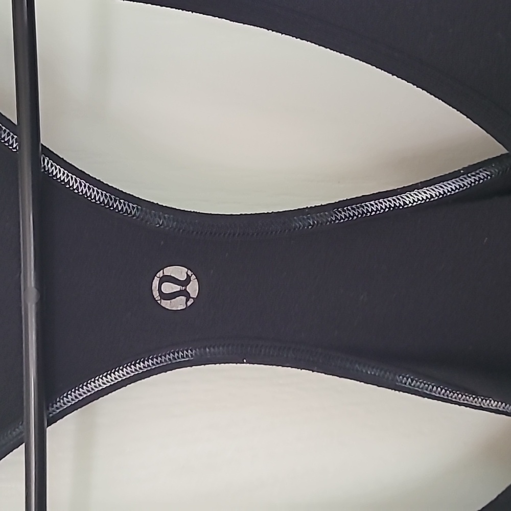 LULULEMON Racer Back Black Workout Tee.